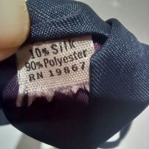 Vintage Playboy Narrow Neck Tie-Embroidered Bunny-Navy-Silk Blend-Made In Italy - Picture 6 of 6